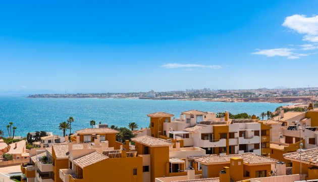 Apartment - Wiederverkauf - Orihuela Costa - Punta Prima