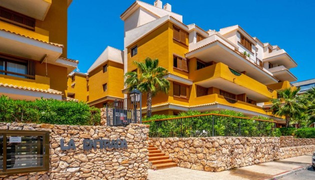 Apartment - Wiederverkauf - Orihuela Costa - Punta Prima