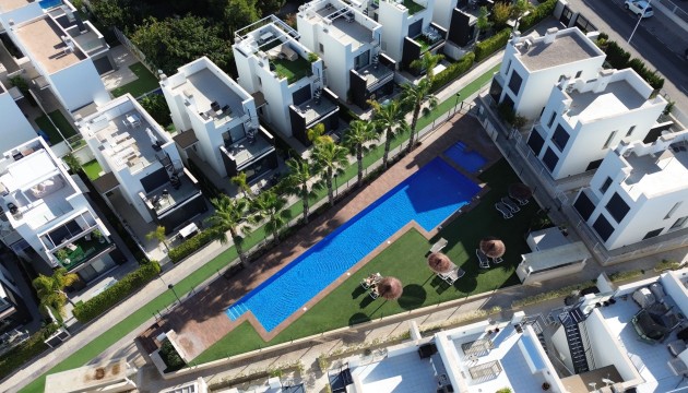 Apartment - Wiederverkauf - Orihuela Costa - Punta Prima