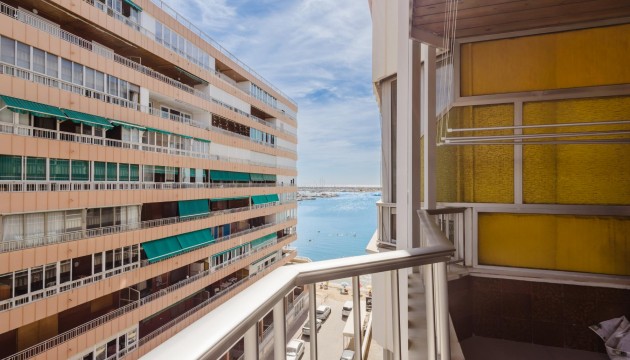 Apartment - Wiederverkauf - Torrevieja - El Acequión - Los Náufragos