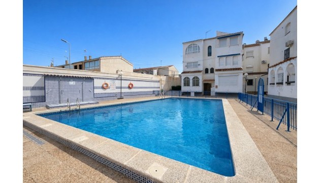 Apartment - Wiederverkauf - Torrevieja - El Acequión - Los Náufragos