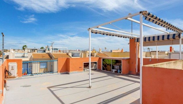 Apartment - Wiederverkauf - Torrevieja - La Siesta - El Salado -  Torreta