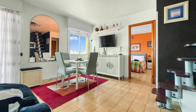 Apartment - Wiederverkauf - Torrevieja - Mar Azul