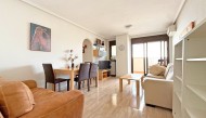 Apartment - Wiederverkauf - Torrevieja - MOVE-224