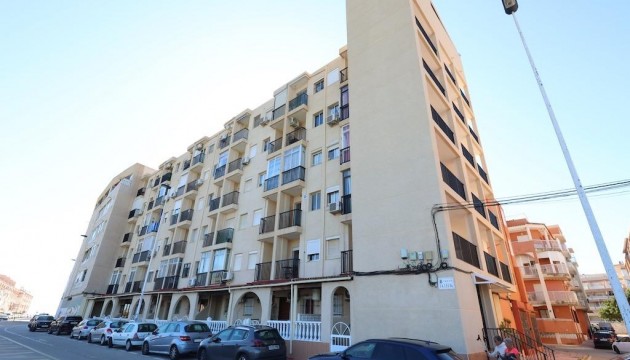 Apartment - Wiederverkauf - Torrevieja - Torrelamata - La Mata