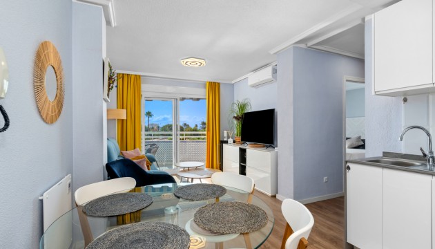 Apartment - Wiederverkauf - Torrevieja - Torrevieja