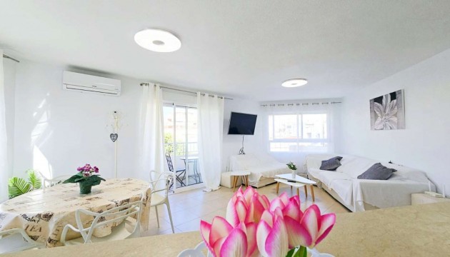 Apartment - Wiederverkauf - Torrevieja - Torrevieja