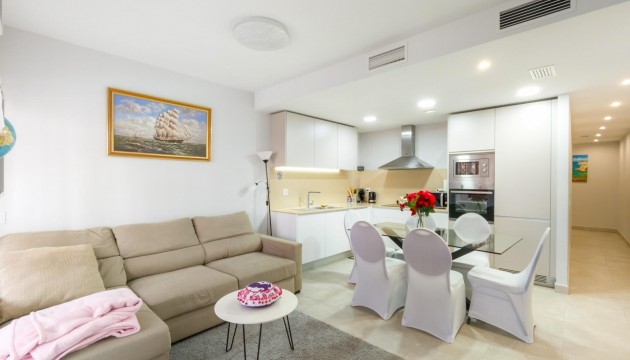 Apartment - Wiederverkauf - Torrevieja - Torrevieja