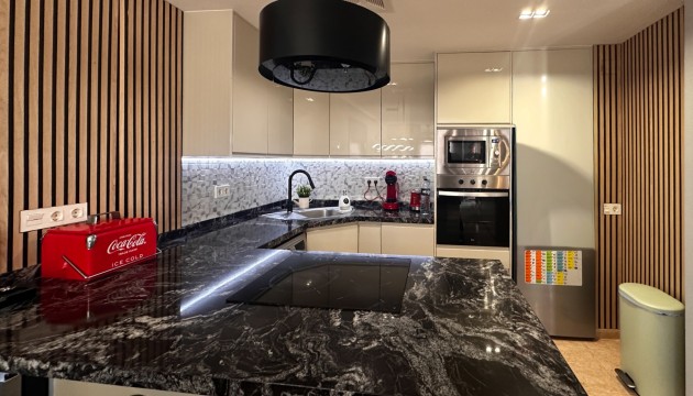 Apartment - Wiederverkauf - Torrevieja - Torrevieja