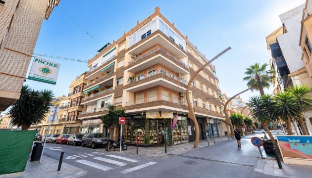 Apartment - Wiederverkauf - Torrevieja - Torrevieja