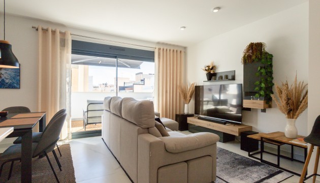 Apartment - Wiederverkauf - Torrevieja - Torrevieja