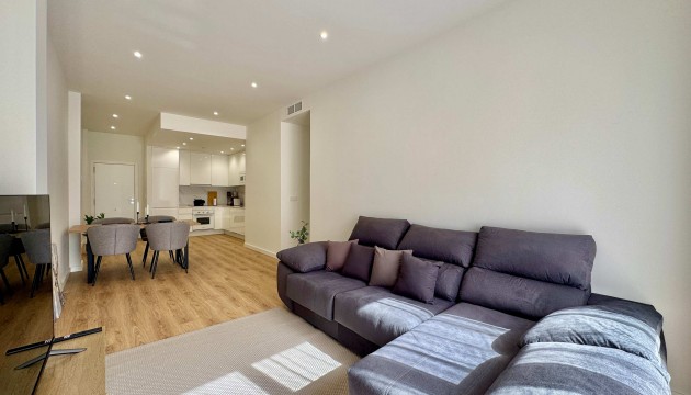 Apartment - Wiederverkauf - Torrevieja - Torrevieja
