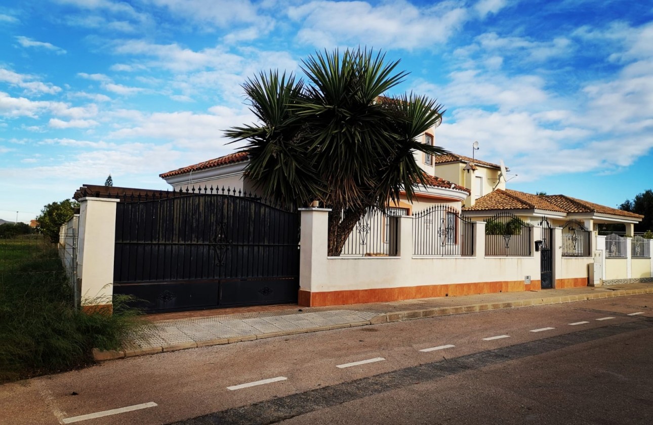 Begagnad - 4. House - Detached Villa - Los Alcazares - Town