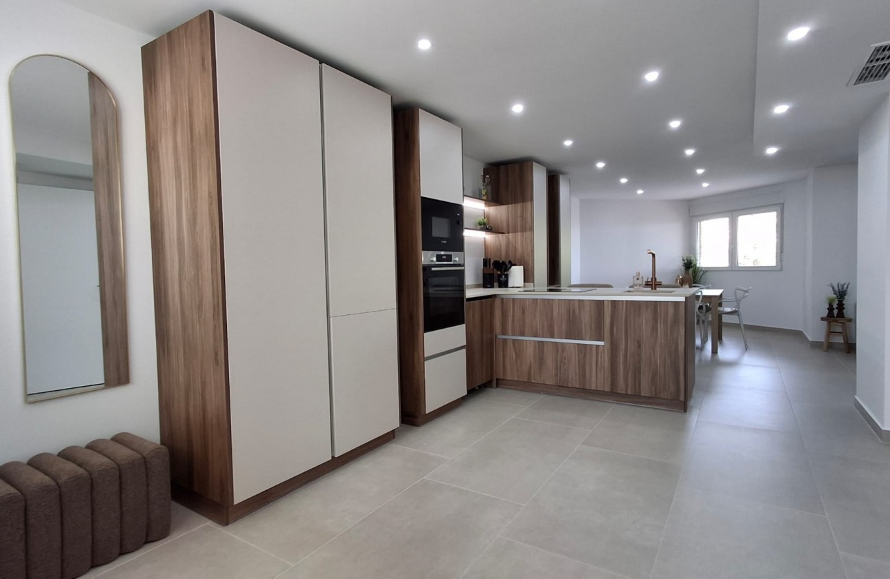 Begagnad - Apartament / Duplex - Torrevieja - El Acequión - Los Náufragos