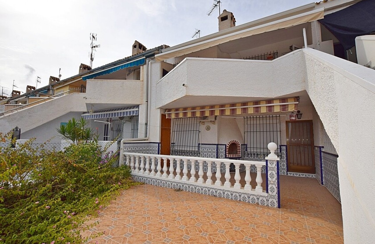 Begagnad - Bungalow - Orihuela Costa - Cabo Roig