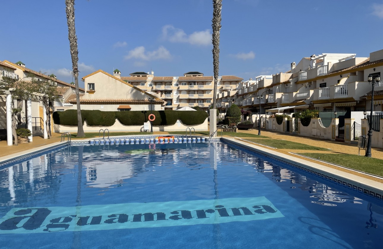 Begagnad - Bungalow - Orihuela Costa - Cabo Roig