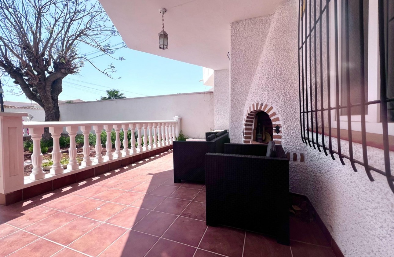 Begagnad - Bungalow - Orihuela Costa - Cabo Roig