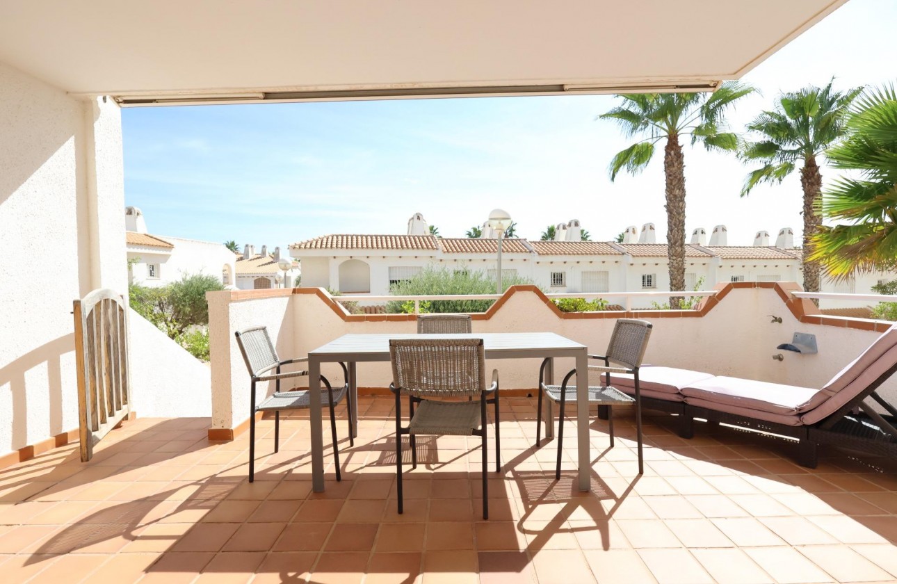 Begagnad - Bungalow - Orihuela Costa - Campoamor