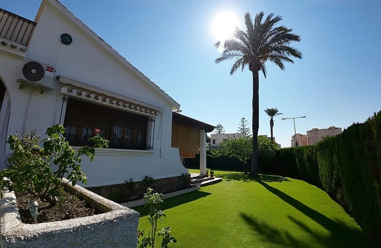 Begagnad - Bungalow - Orihuela Costa - Dehesa de campoamor