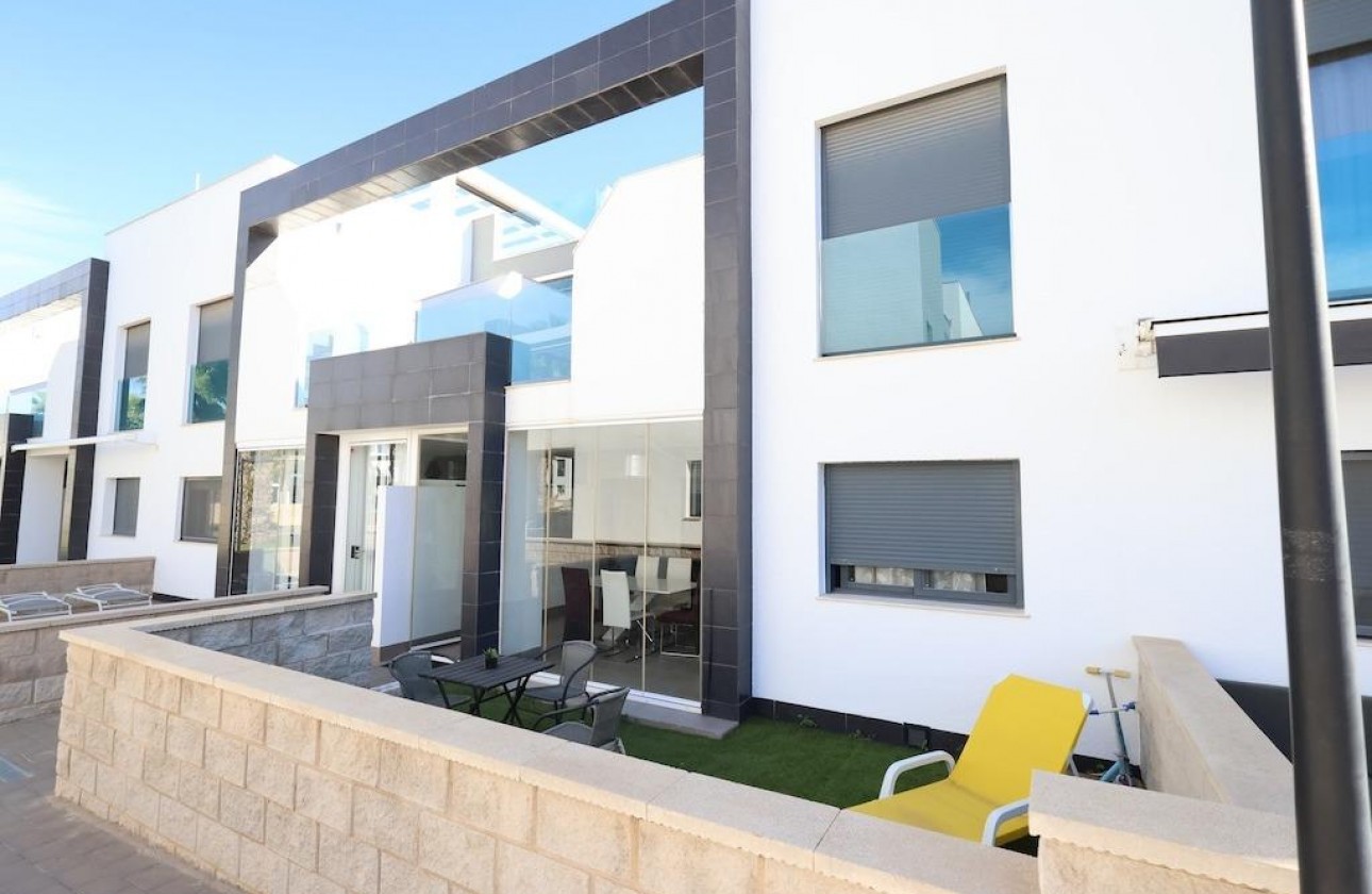 Begagnad - Bungalow - Orihuela Costa - La Zenia
