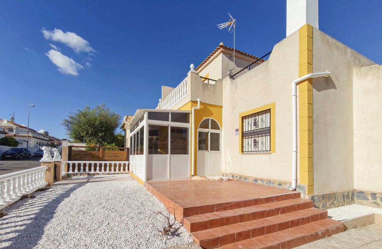 Begagnad - Bungalow - Orihuela Costa - Los Altos