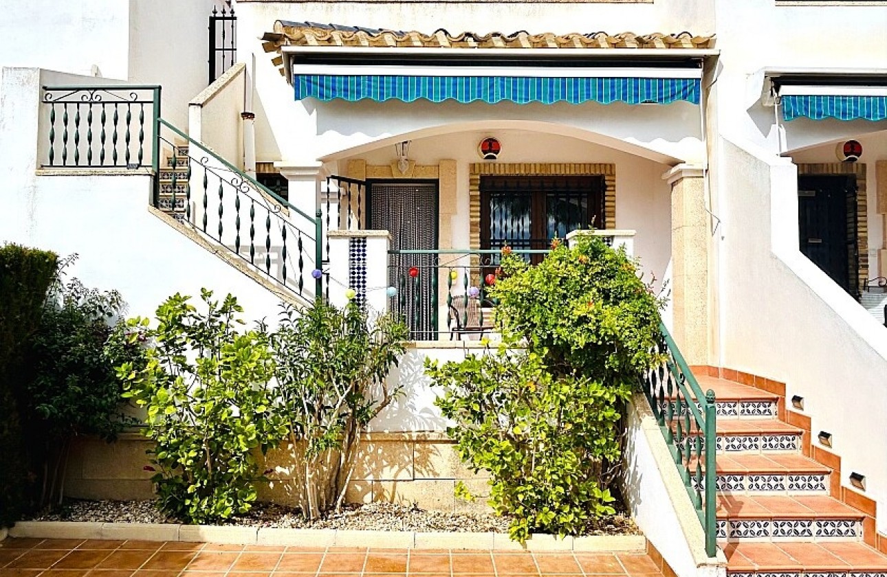 Begagnad - Bungalow - Orihuela Costa - Villamartín