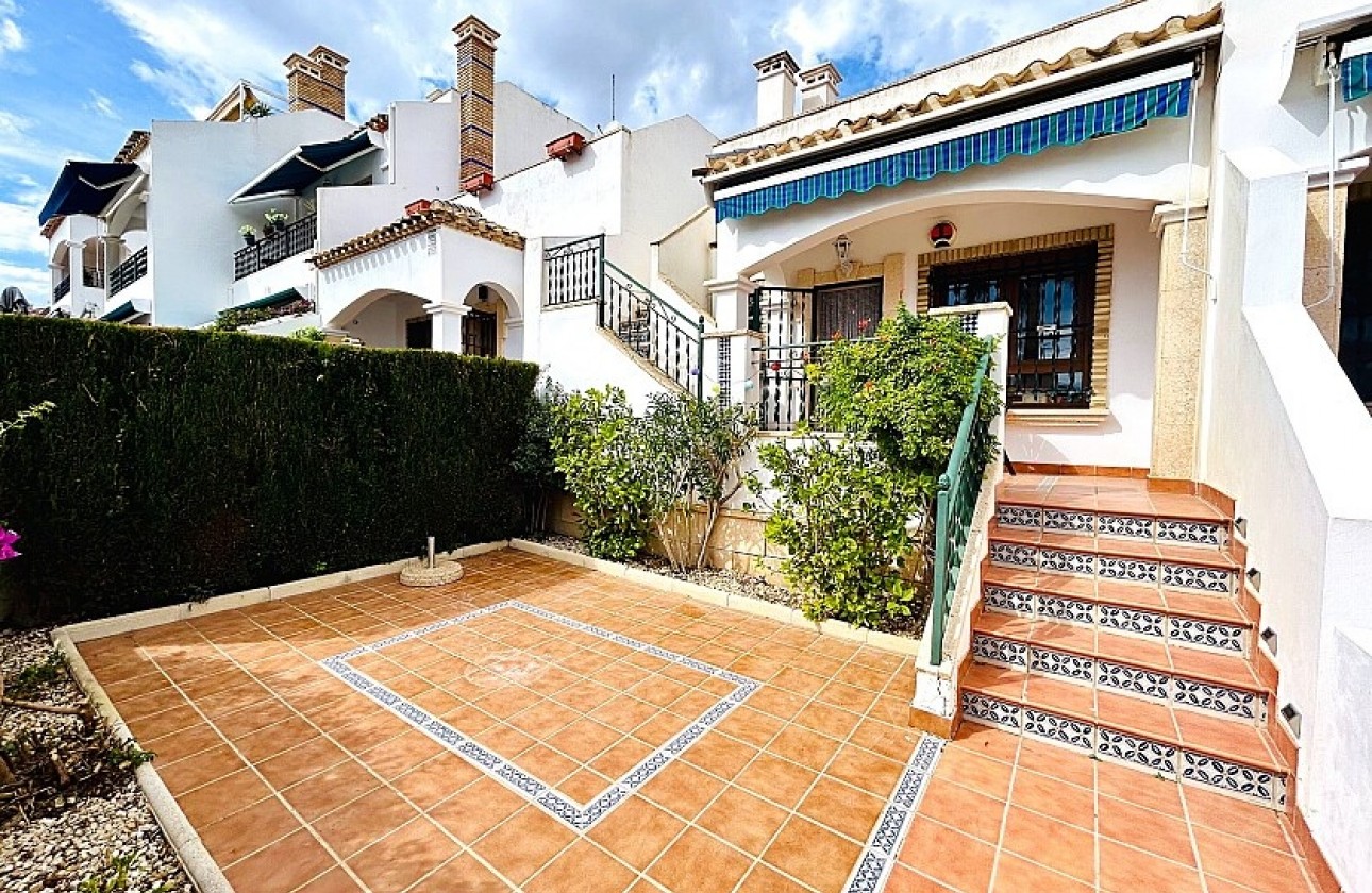 Begagnad - Bungalow - Orihuela Costa - Villamartín