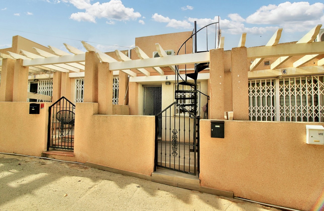 Begagnad - Bungalow - Orihuela Costa - Villamartín