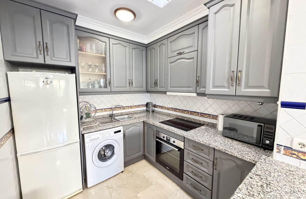 Begagnad - Bungalow - Orihuela Costa - Villamartín