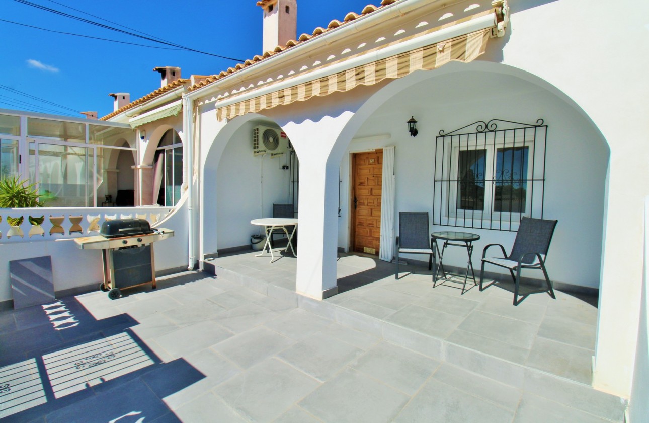 Begagnad - Bungalow - Orihuela Costa - Villamartín