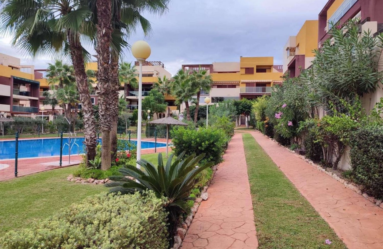 Begagnad - Bungalow - Orihuela - Playa Flamenca