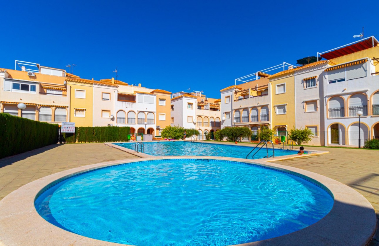 Begagnad - Bungalow - Torrevieja - El Acequión - Los Náufragos