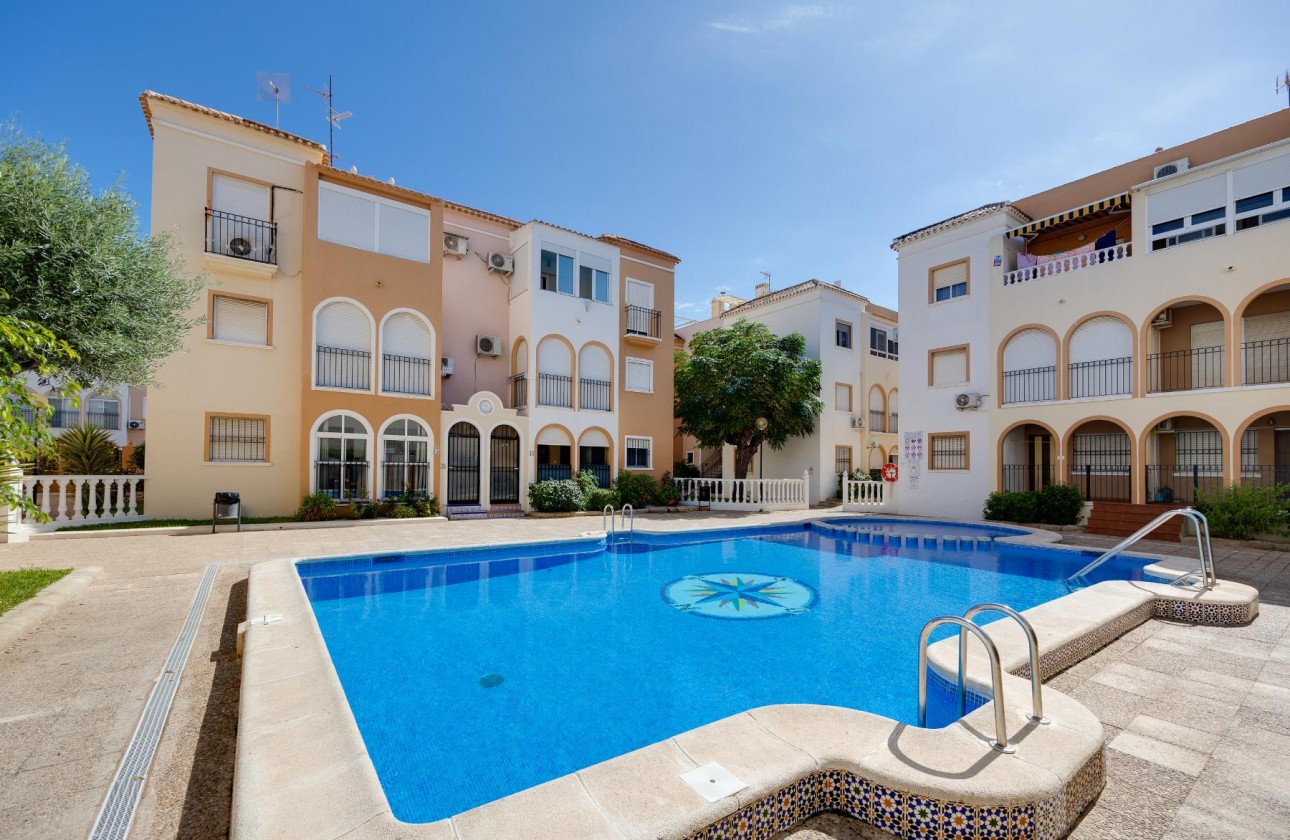 Begagnad - Bungalow - Torrevieja - El Acequión - Los Náufragos