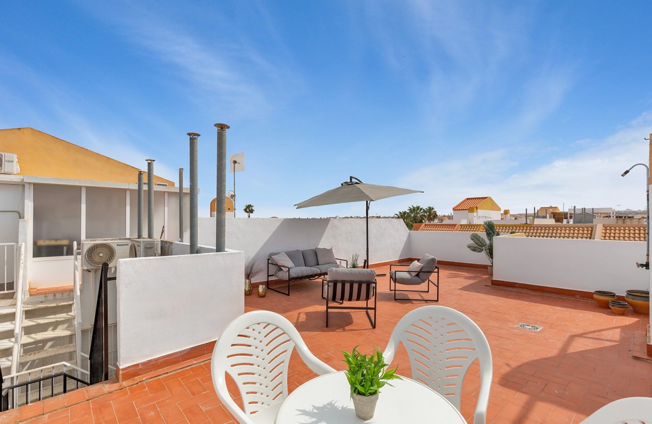 Begagnad - Bungalow - Torrevieja - La Siesta - El Salado -  Torreta