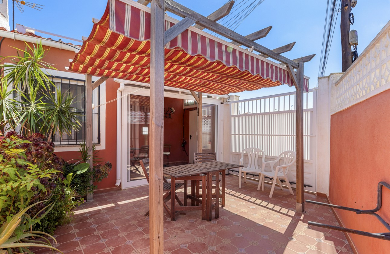 Begagnad - Bungalow - Torrevieja - La Siesta - El Salado -  Torreta