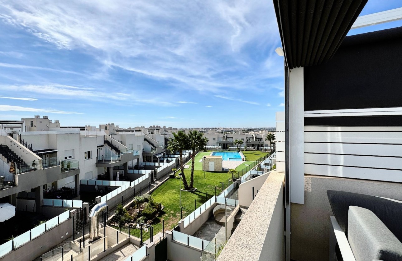 Begagnad - Bungalow - Torrevieja - Nueva Torrevieja - Aguas Nuevas