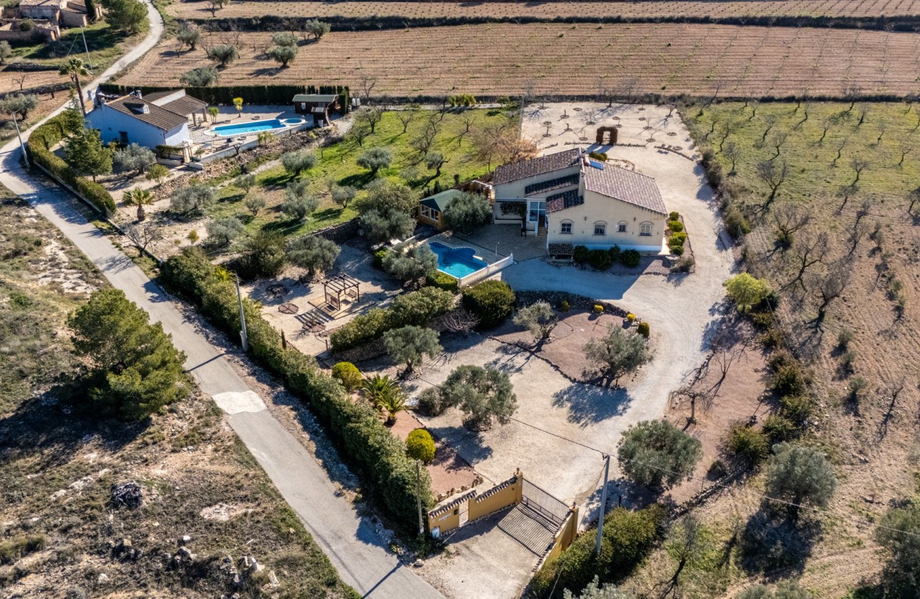 Begagnad - Finca - Country Property - La Zarza