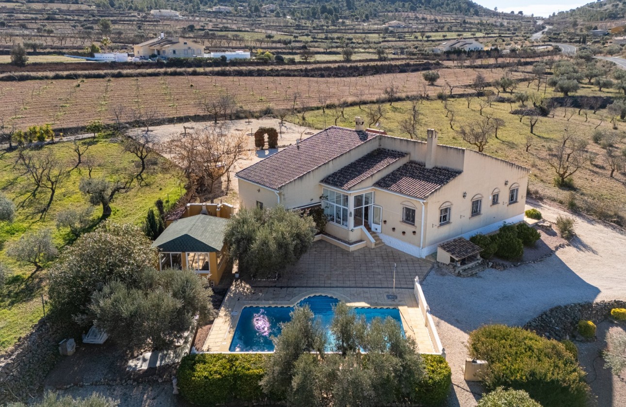 Begagnad - Finca - Country Property - La Zarza