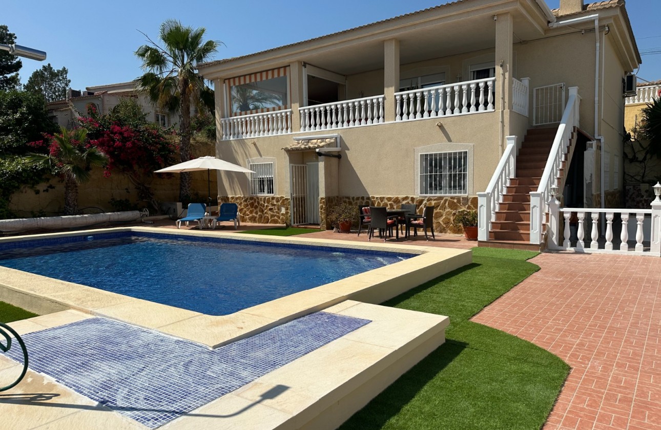 Begagnad - Fristående Villa - Algorfa