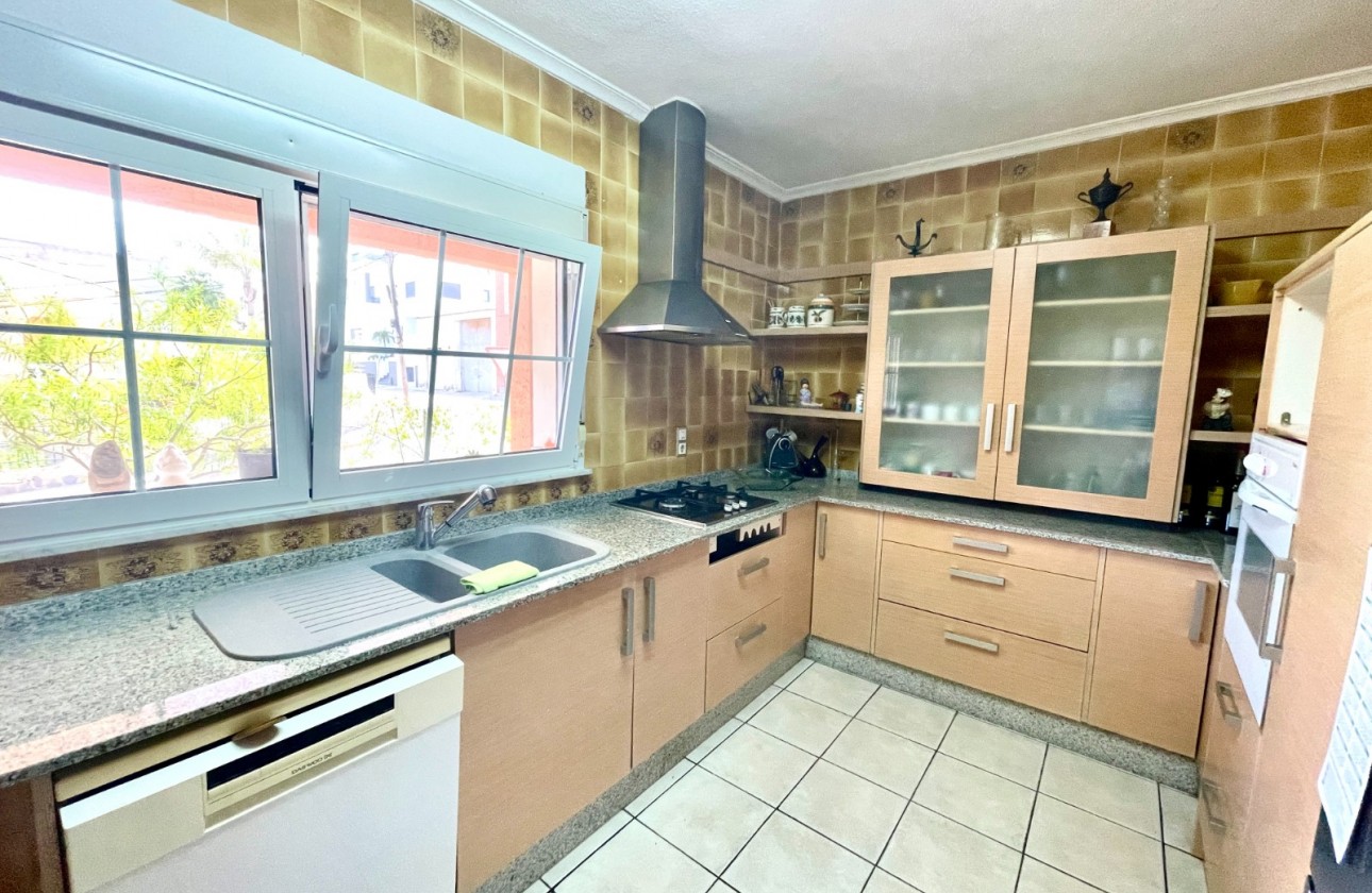 Begagnad - Fristående Villa - Benijófar - Benijofar