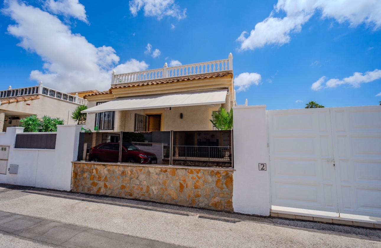 Begagnad - Fristående Villa - Ciudad Quesada - Lo Crispin