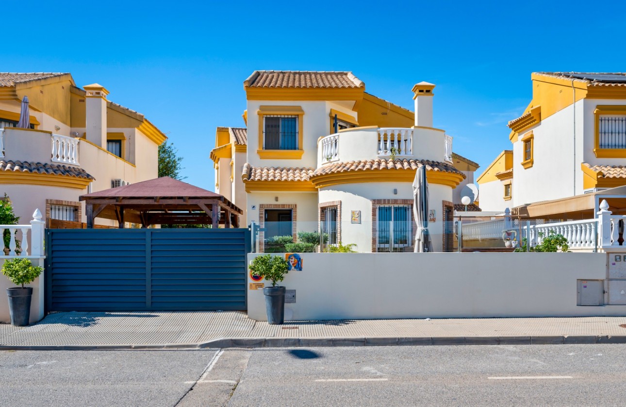 Begagnad - Fristående Villa - Guardamar del Segura - El Raso