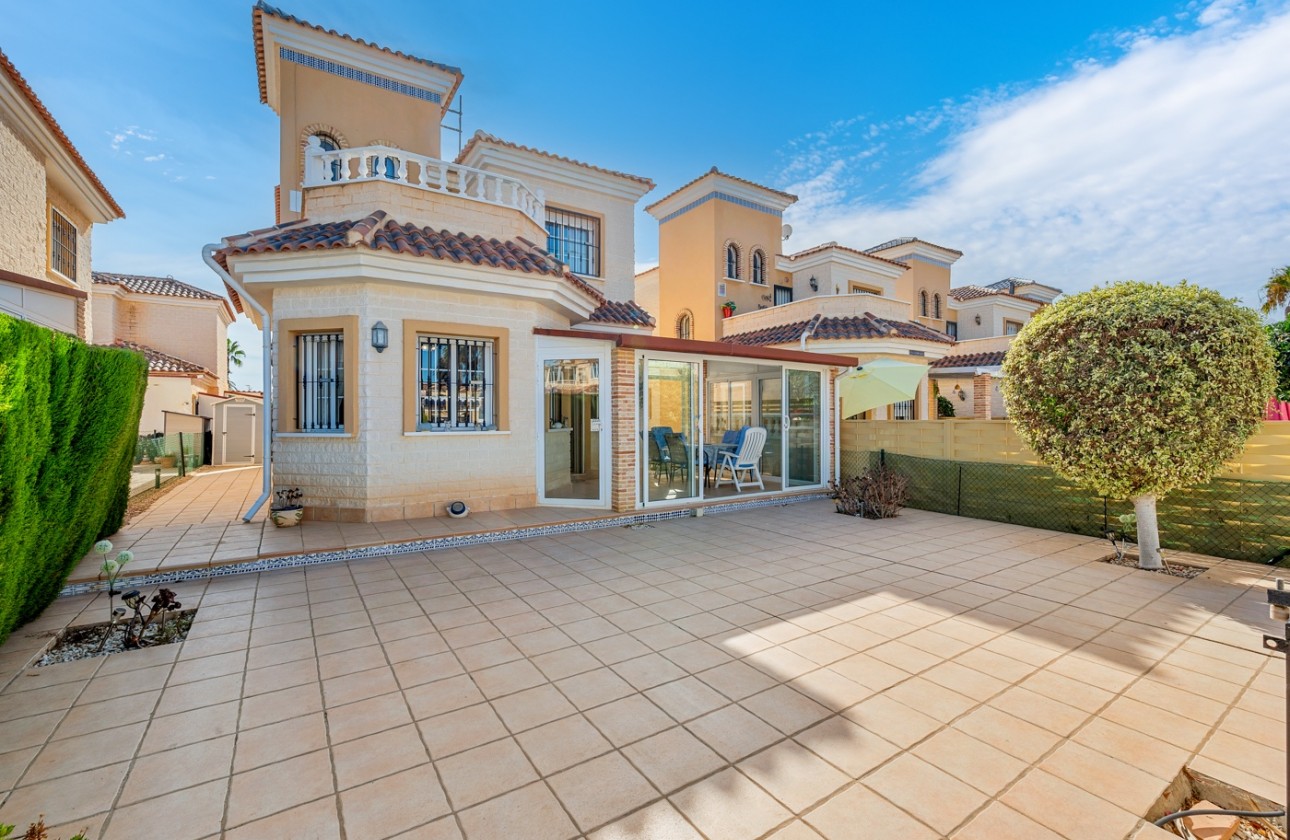 Begagnad - Fristående Villa - Guardamar del Segura