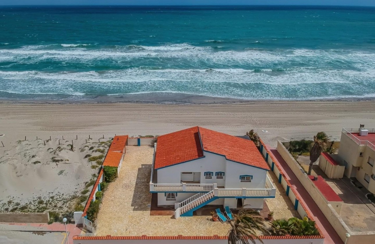 Begagnad - Fristående Villa - La Manga del Mar Menor - Playa del Estacio