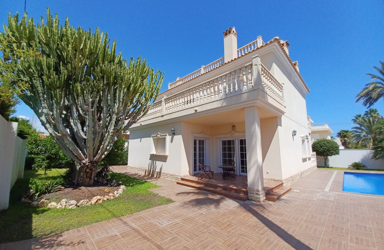 Begagnad - Fristående Villa - Orihuela Costa - Cabo Roig