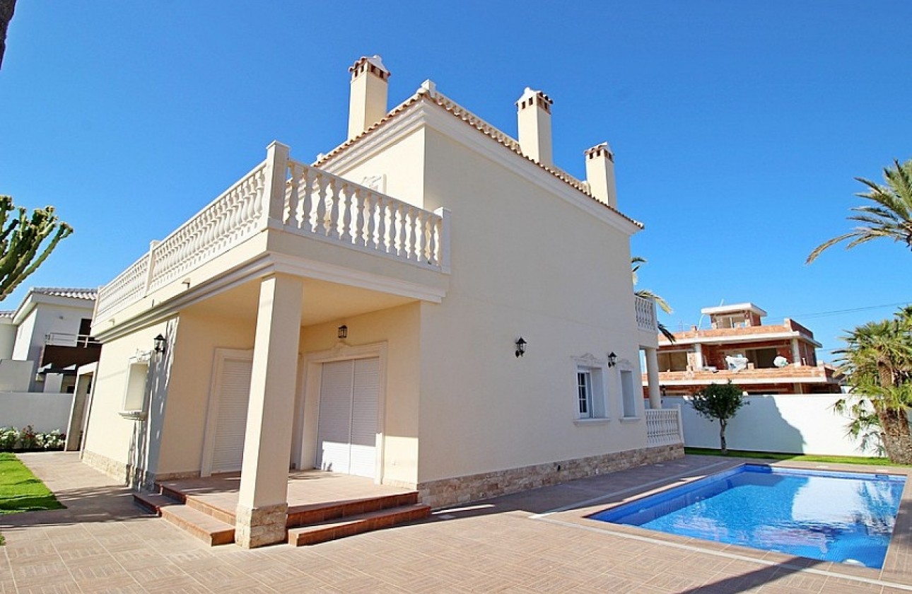 Begagnad - Fristående Villa - Orihuela Costa - Cabo Roig