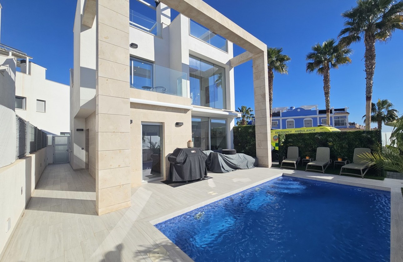 Begagnad - Fristående Villa - Orihuela Costa - Cabo Roig