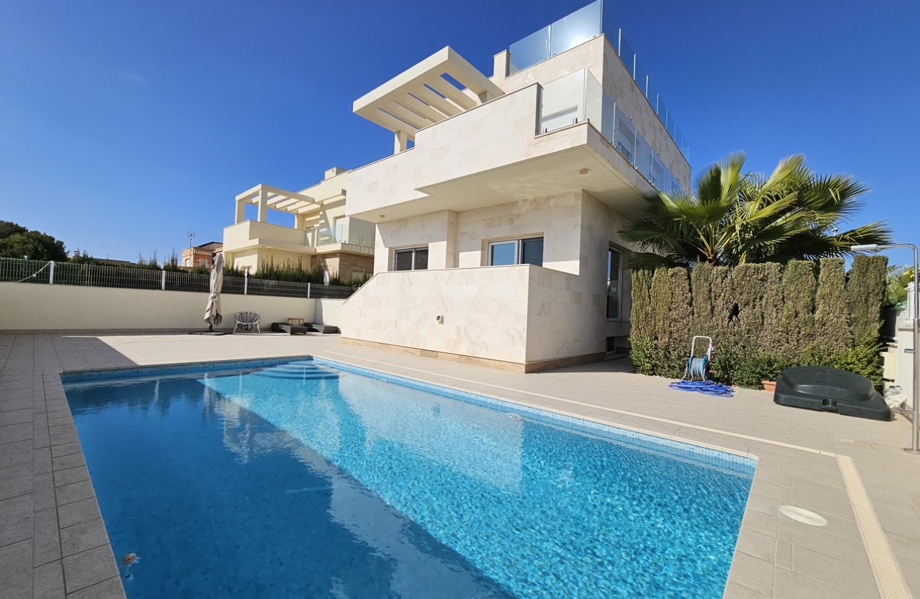 Begagnad - Fristående Villa - Orihuela Costa - La Zenia