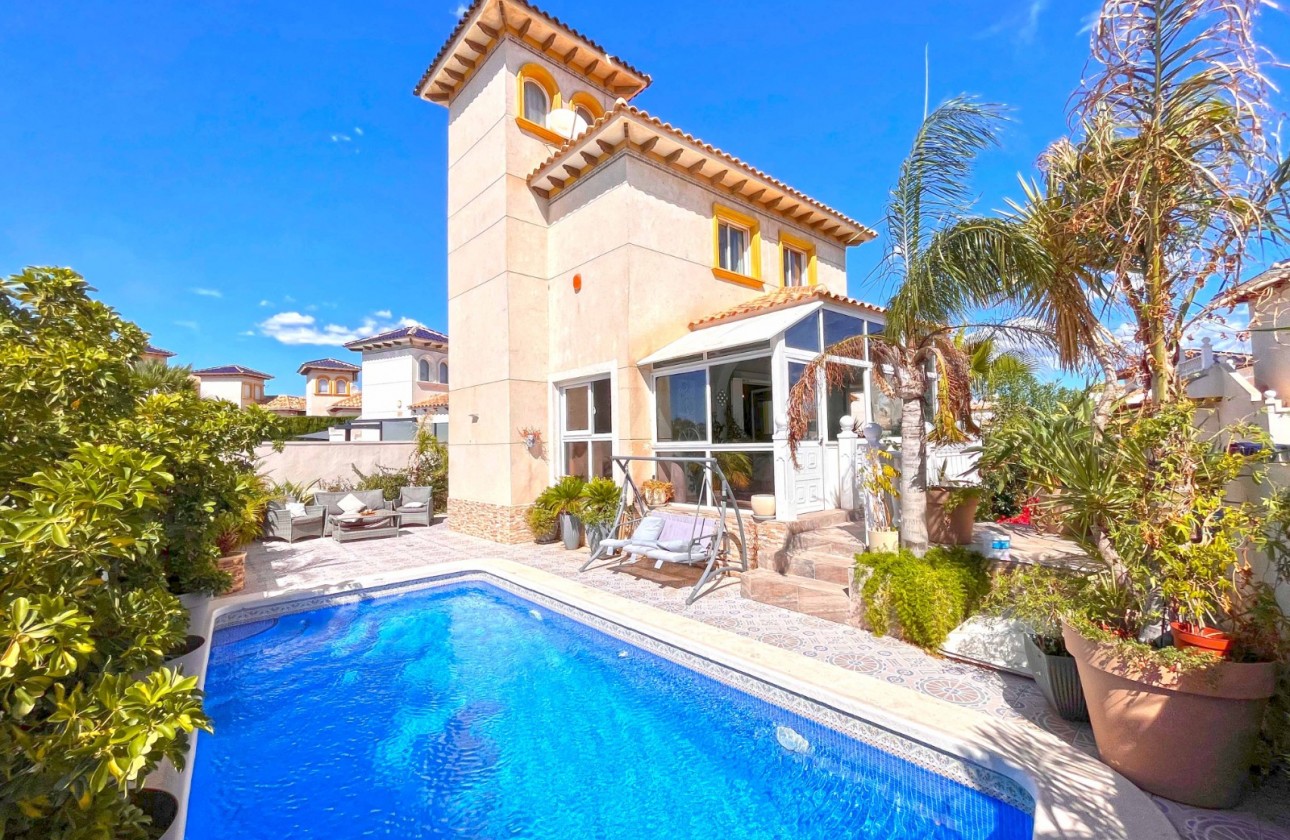 Begagnad - Fristående Villa - Orihuela Costa - La Zenia