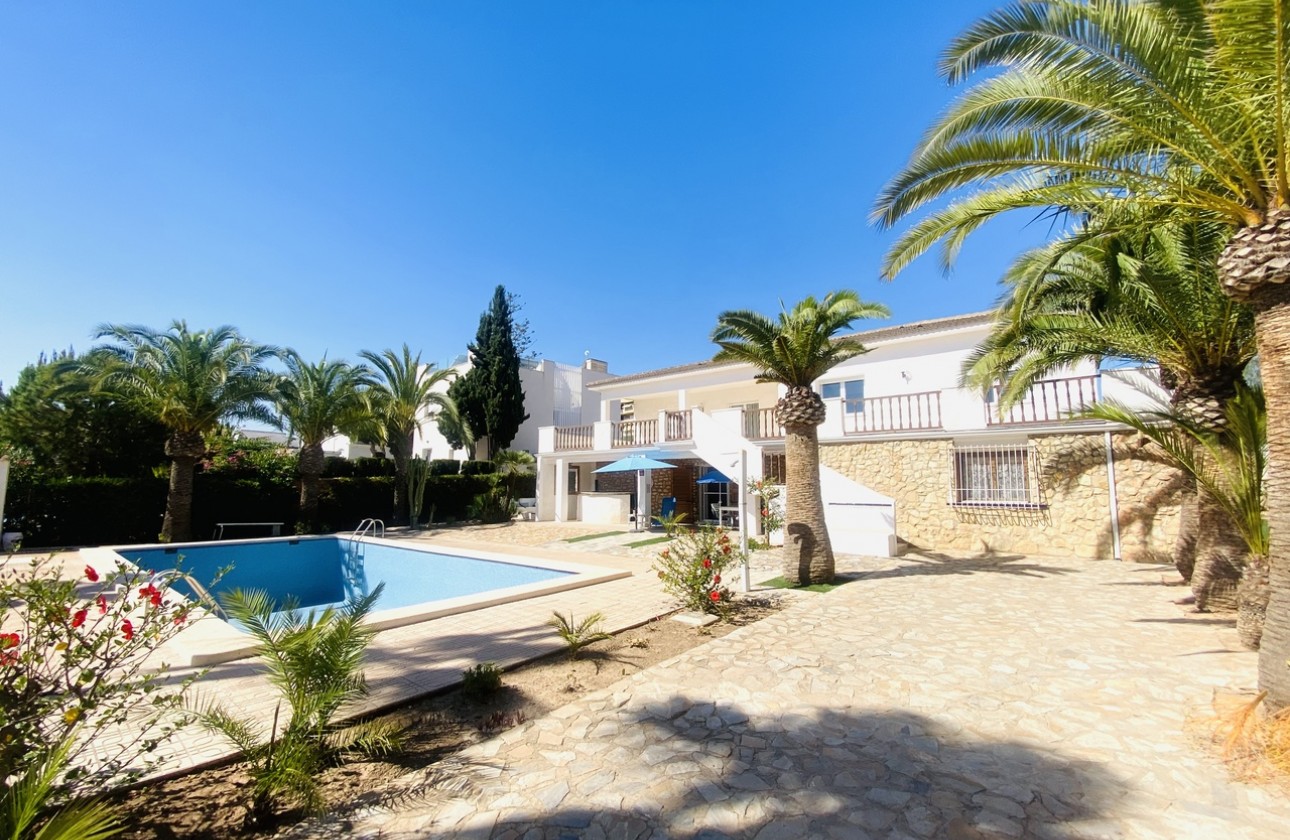 Begagnad - Fristående Villa - Orihuela Costa - La Zenia